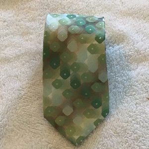 Men’s Van Heusen 100%Silk Tie Great Condition